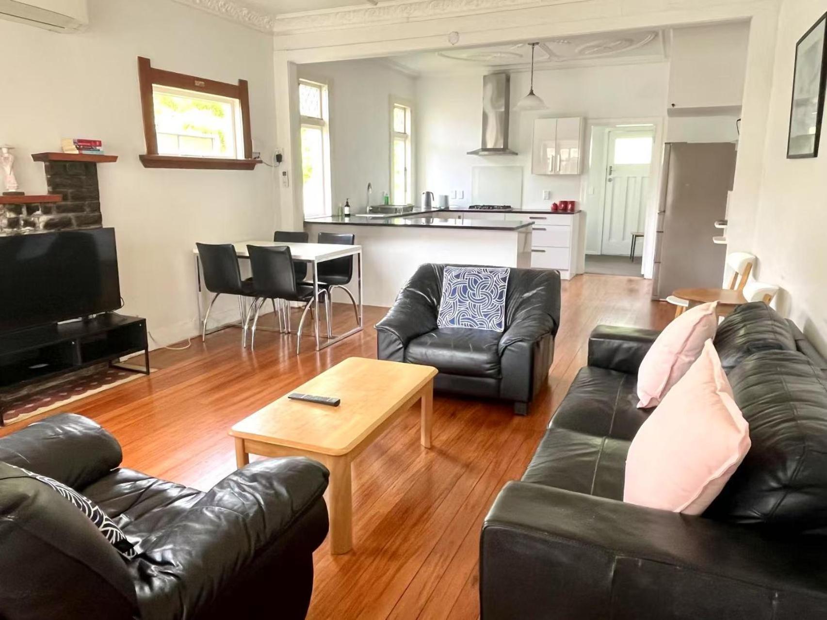 Spacious Retreat Near Ferry & Mall Wellington Exterior foto
